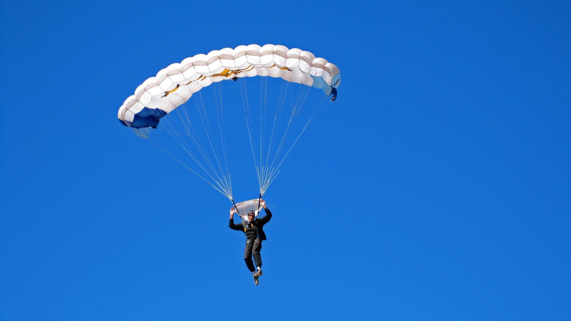 波兰蛙泳新星再刷新纪录,波兰冬泳